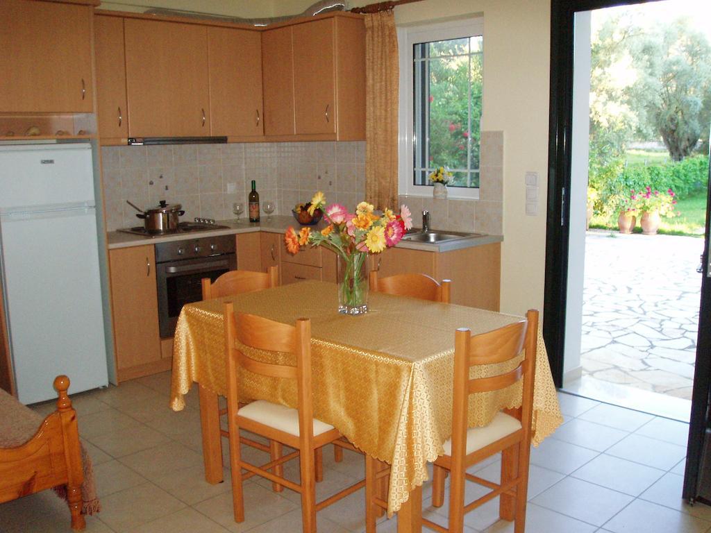 Studios Niki B Lefkáda Habitación foto